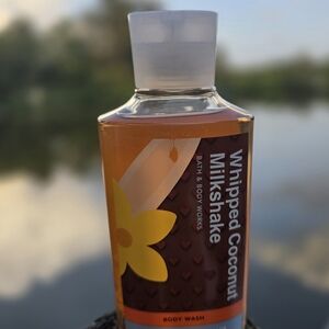 Bath & Body Works Whipped Coconut Milkshake Shower Gel 10 Oz
